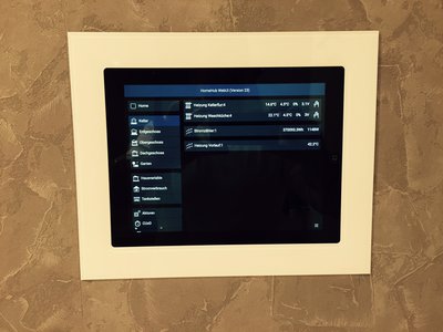 Tablet HomeHub.jpg